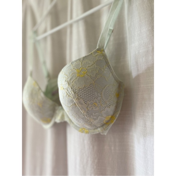 Savage X Fenty | Floral Lace Bra - Picture 3 of 9